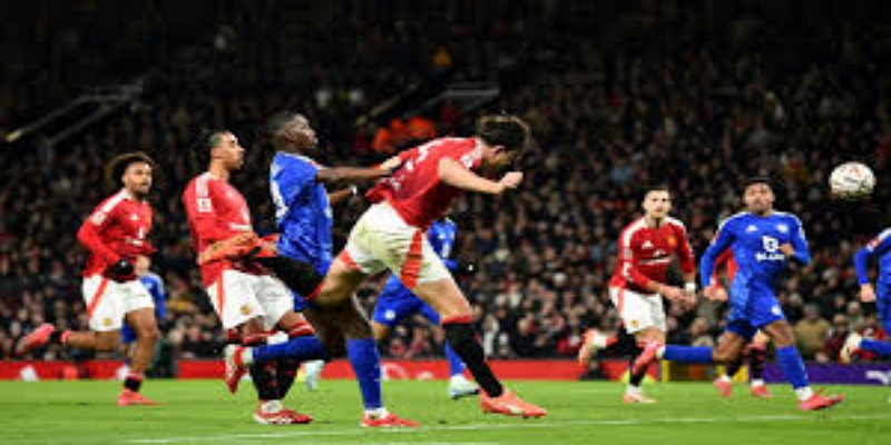 欧宝体育解析争议核心：红牌判罚为何仍引发讨论-欧宝体育