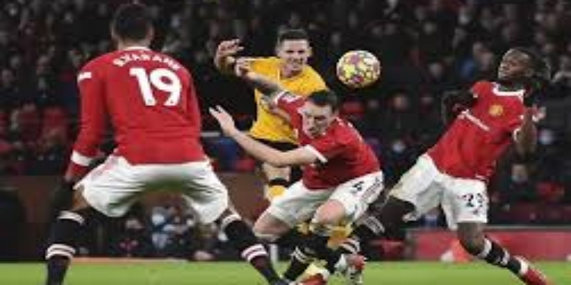 攻防失衡：欧宝体育解析红魔深层问题 - 欧宝体育