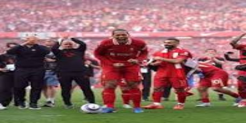 欧宝体育视角：足球世界的集体发声与团结力量-欧宝体育