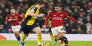 积分影响与后续走向：欧宝体育前瞻曼联赛季命运 - 欧宝体育